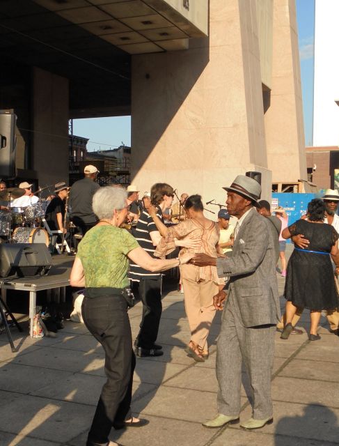 New York: Harlem Swing Dance History Stroll and Dance Class - The 1-Hour Harlem Walk: Lindy Hop Origins and Big Band Streets