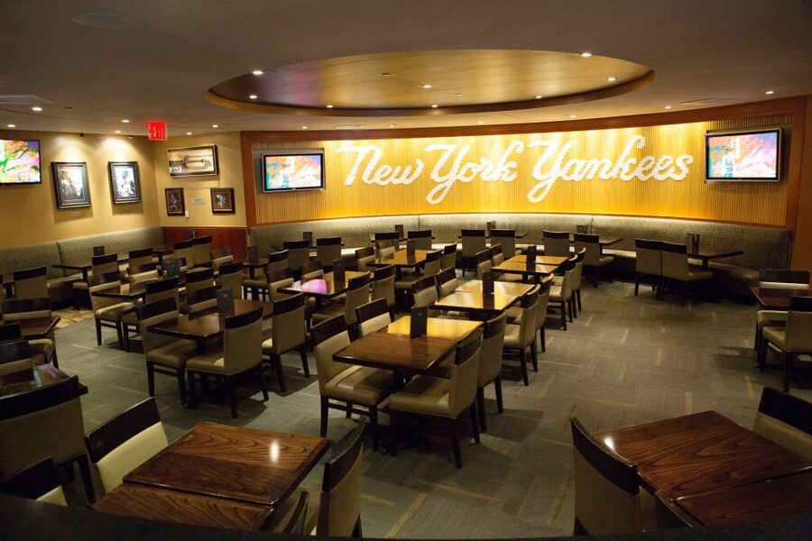 New York: Meal at Hard Rock Cafe Yankee Stadium - Choosing Between the Acoustic and Electric Menus