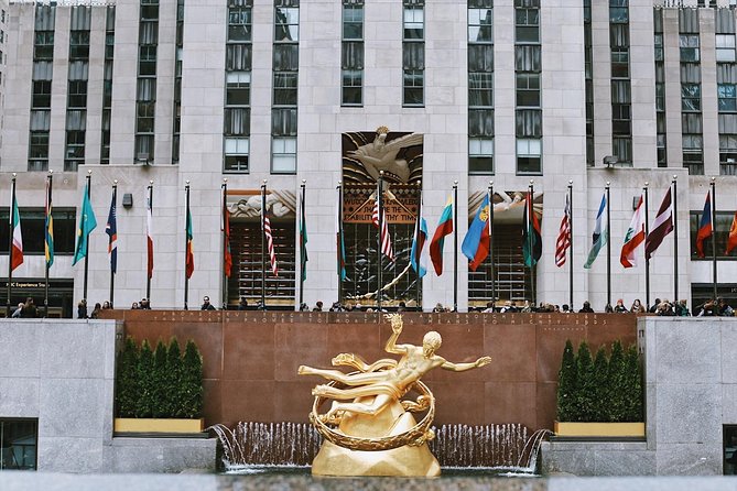 New York Midtown Manhattan Exclusive Guided Walking Tour - Key takeaways before you go