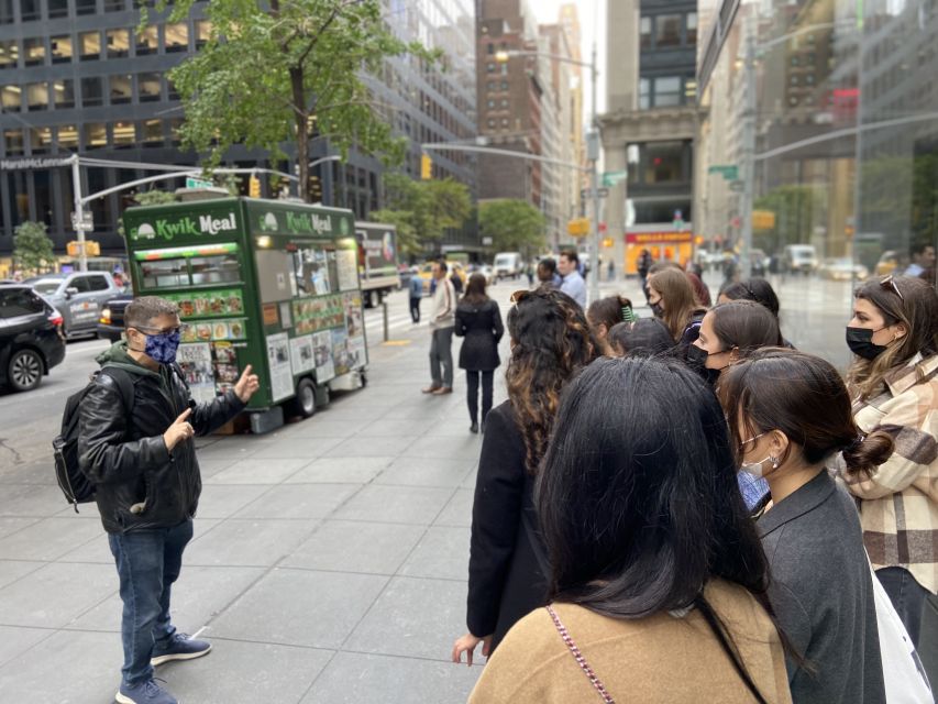 New York: Midtown Manhattan Street Food Walking Tour - Key things you will notice fast