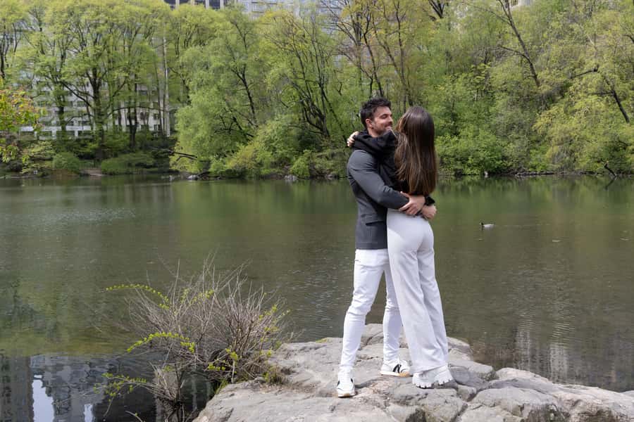 New York: Photoshoot in NYC Central Park 5th Ave - Your edited photos, delivered digitally within 48 hours