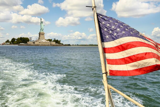 New York Princess Cruises - Multiple Bridges in One Trip: How Williamsburg, Manhattan, and Brooklyn Change the Photos