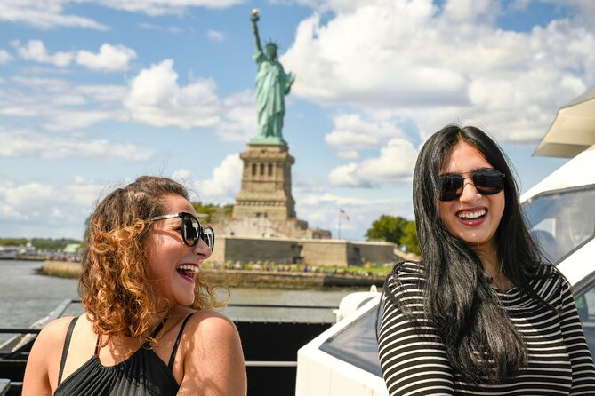 New York Princess Cruises - Onboard Experience: Narration, Crowd Size, and the Bar