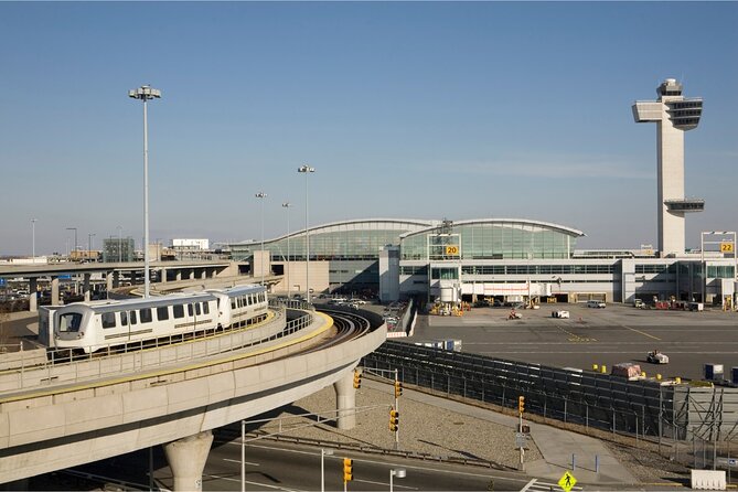 New York Private Airport Transfer to City Center - Meeting points at JFK terminals: where your driver finds you fast