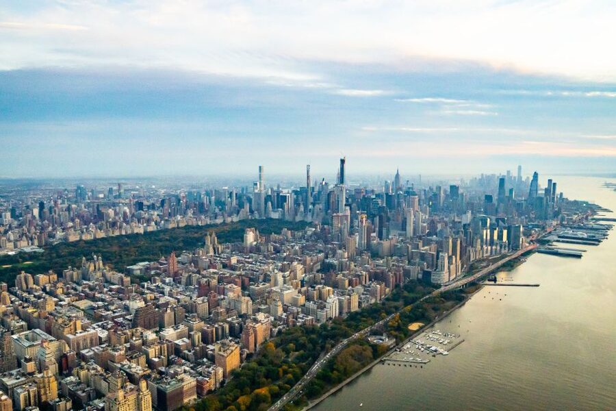 New York: Private Scenic Helicopter Charter with Champagne - Live pilot narration: why the talk matters as much as the view