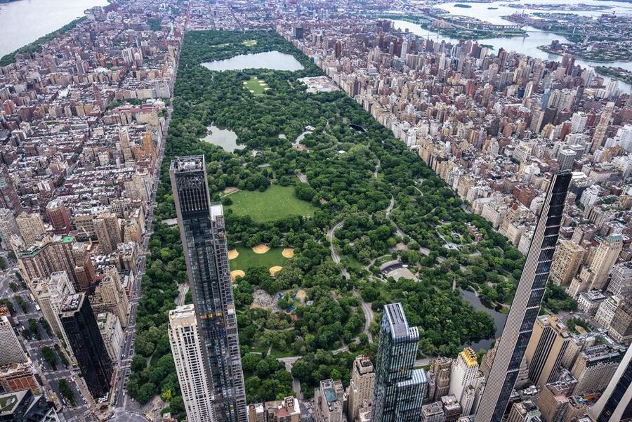 New York: Private Scenic Helicopter Charter with Champagne - Which helicopter option you’ll fly: AS350/H125 vs AS355