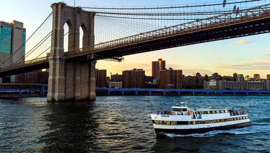 New York: Sunset Cruise with Statue of Liberty Views - Key things I’d clock before you book