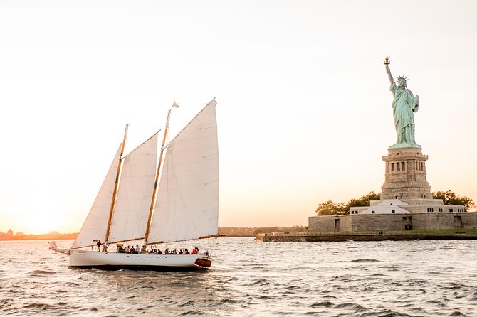 New York Sunset Schooner Cruise on the Hudson River - Chelsea Piers Pier 62: The Most Important Pre-Boarding Move