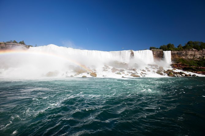 Niagara Falls, Toronto and 1000 Islands, 3 Day Tour from NYC - 3 Days, 2 Countries, and One Packed Route From NYC