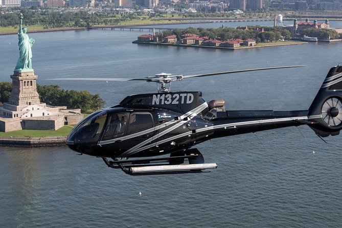 NY Helicopter Tour: Ultimate NYC Sightseeing (Heliport fees Incl) - The skyline route, stop by stop: what you’ll actually see from above