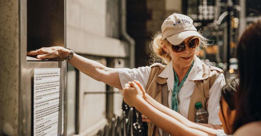 NYC: 9/11 Memorial Tour and Museum Ticket Priority Entry - Small-group format and the role of the guide