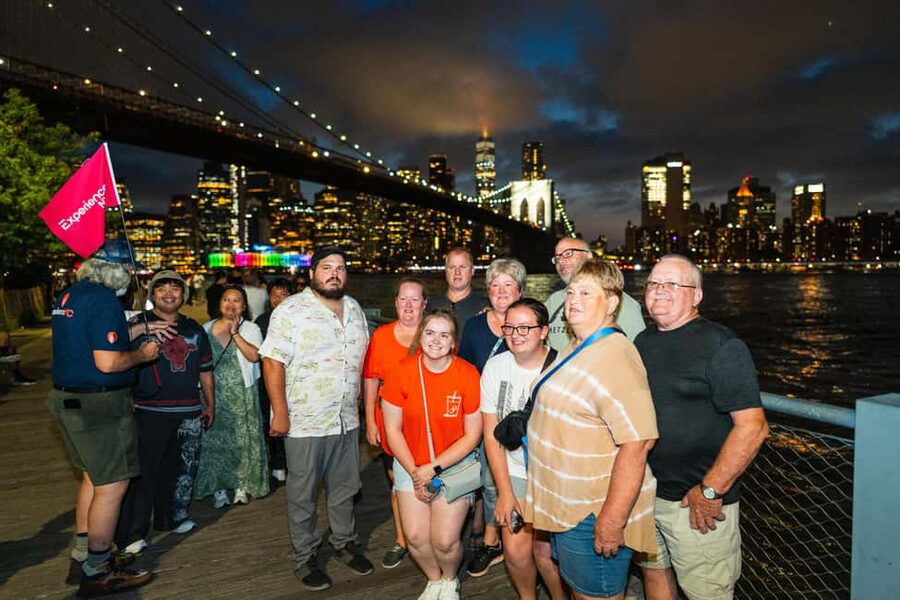 NYC at Night: 3-Hour Luxury Bus Tour of Top Highlights - Downtown Night Hits: Wall Street, Charging Bull, and One World Trade Center