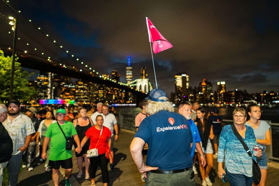 NYC at Night: 3-Hour Luxury Bus Tour of Top Highlights - Midtown Night Drive: Fifth Avenue, Rockefeller Center, and St. Patrick’s Cathedral