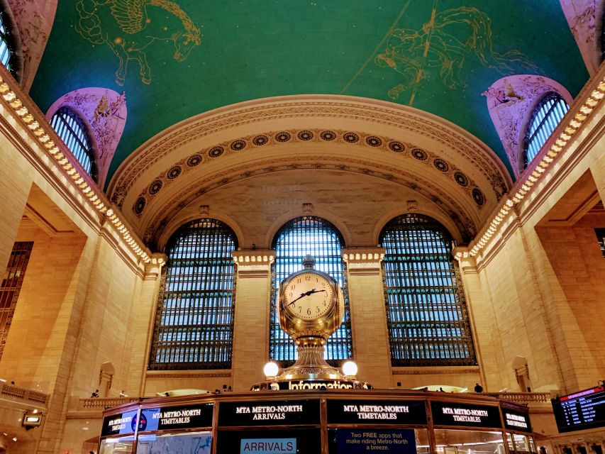 NYC; Best of Midtown Manhattan - The Must-See NYC - Times Square in a small-group setting, with room to absorb