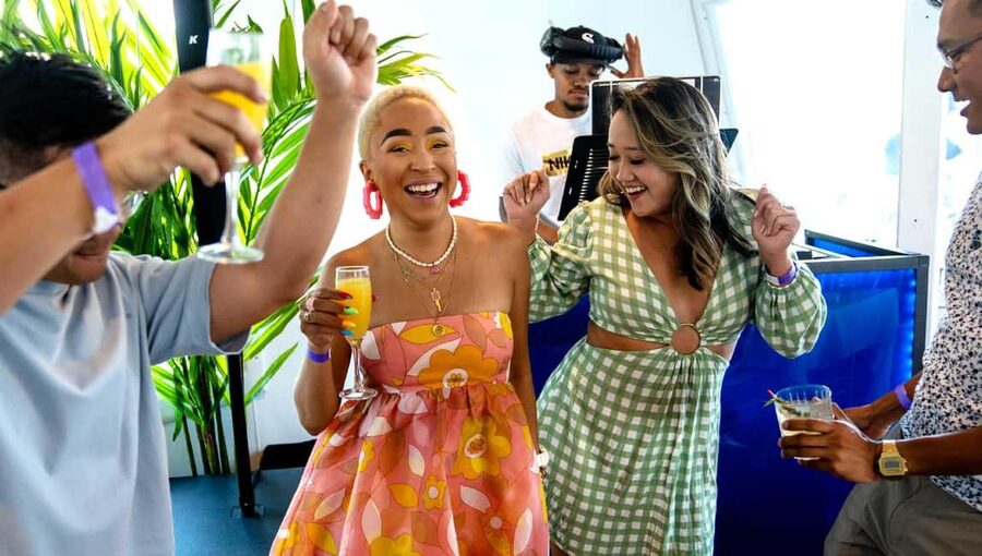 NYC: Bottomless Brunch Cruise - The host, landmark commentary, and the vibe on deck