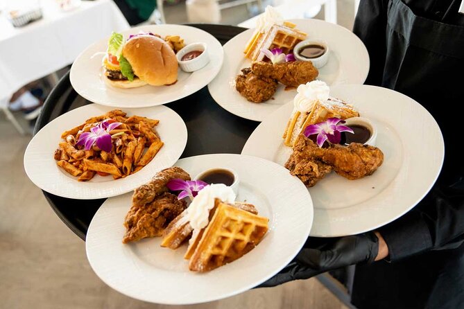 NYC Bottomless Brunch Cruise with Iconic Views - Iconic Views in Order: Skyline, Bridges, and Statue of Liberty Close-Ups