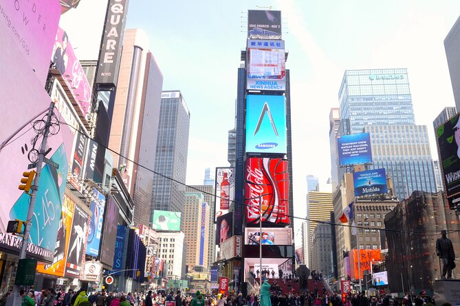 NYC Broadway Tour: Backstage Stories & Theater Secrets - Hell’s Kitchen rehearsal studio: what you might hear and what you should expect