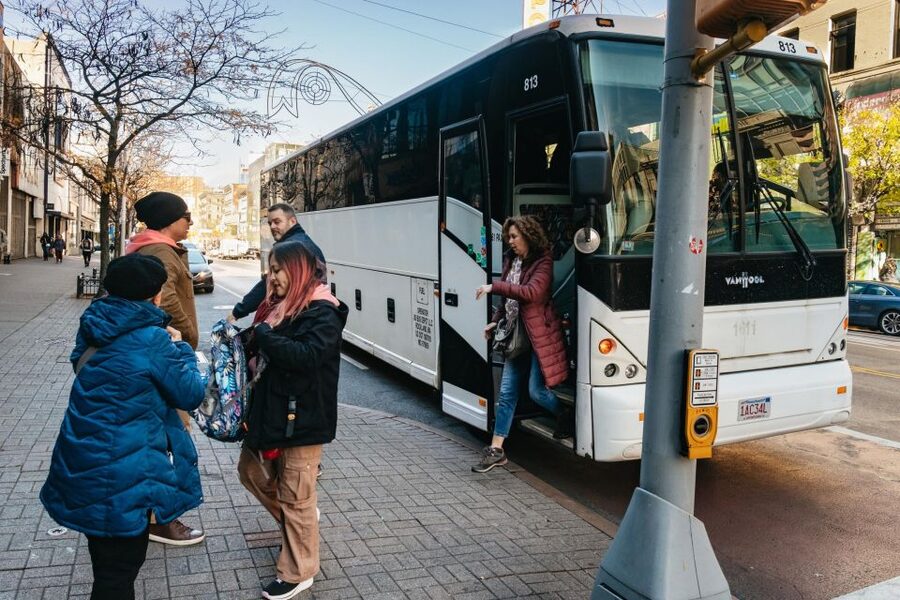NYC: Brooklyn, Bronx, Queens Sightseeing Bus Tour - How This Brooklyn Bronx Queens Bus Tour Makes NYC Click Fast