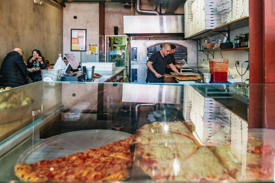 NYC: Brooklyn, Bronx, Queens Sightseeing Bus Tour - Lunch, Breaks, and That Empanada Stop You Will Remember