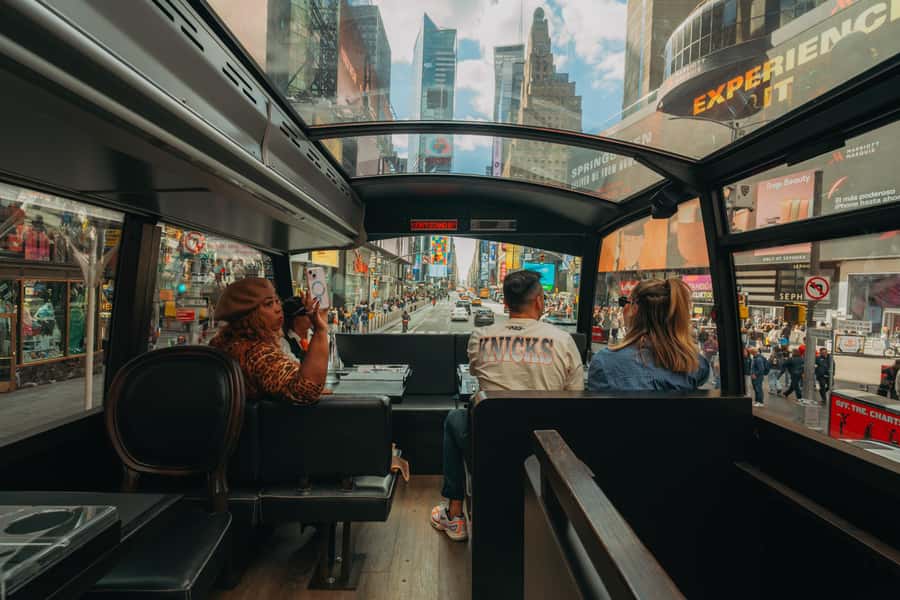 NYC Bustronome Lunch Tour - Using the guided app without losing your mind