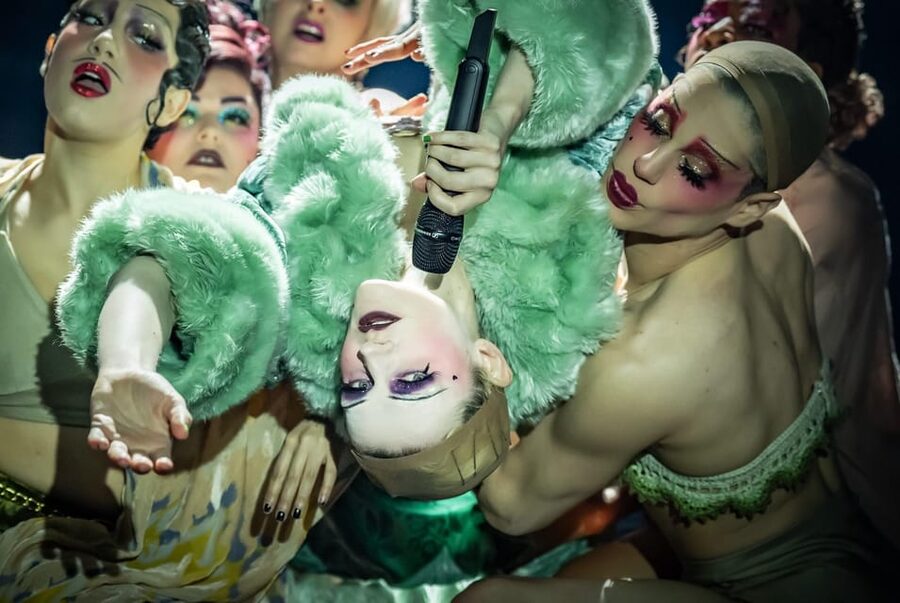 NYC: Cabaret at the Kit Kat Club on Broadway - Rules that affect your night: photos, flash, and devices