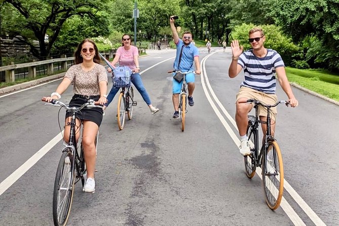 NYC Central Park Bicycle Rentals - Getting checked in fast at 870 7th Ave with a mobile ticket