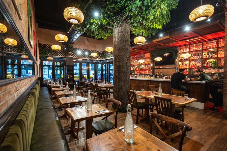 NYC: Central Park Cafe Scenic Lunch & Dinner Experience - Central Park Cafe, where your meal is part of the park plan