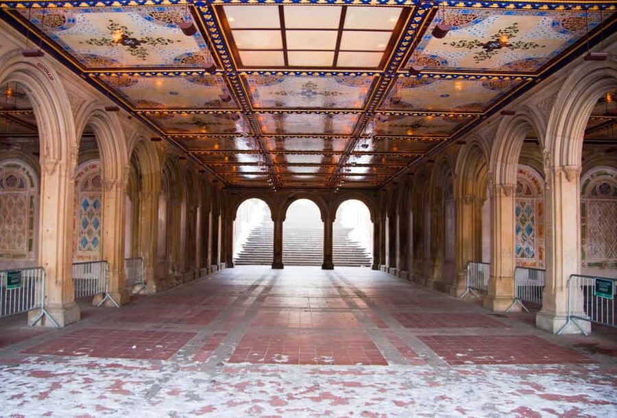 NYC: Central Park Guided Walking Tour English-Spanish - Why this Central Park tour feels practical, not touristy