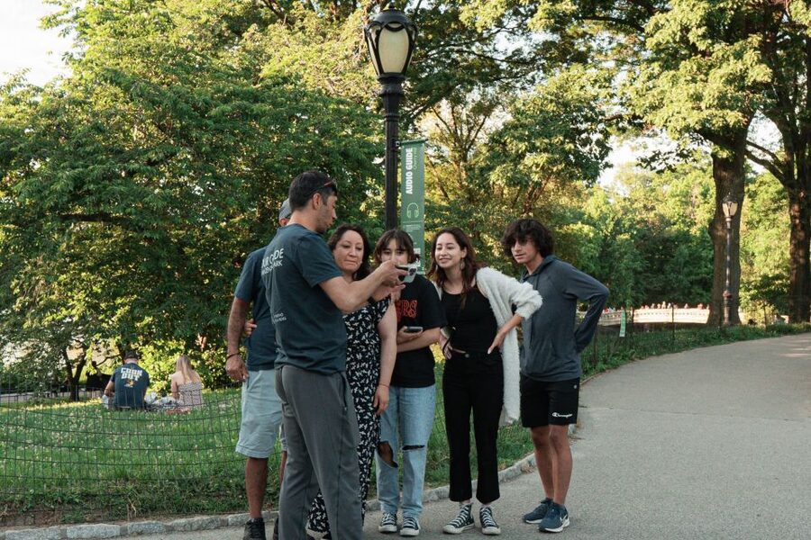 NYC: Central Park Highlights Guided Tour - Getting started: no hotel pickup, guide contacts you by phone