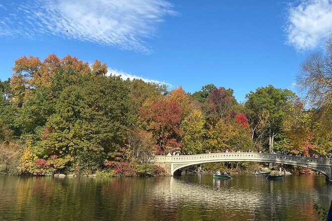 NYC Central Park Pedicab Tours - Strawberry Fields, The Dakota, and Tavern on the Green: A Pop-Culture Pause