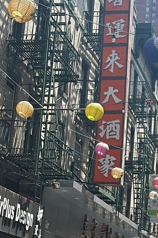NYC: Chinatown & Little Italy Food Tour (4 Food Stops Incl.) - Di Paulo’s Fine Foods and the Italian rhythm of Little Italy
