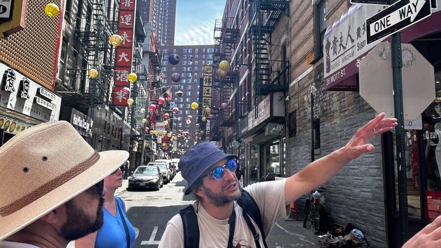 NYC: Chinatown & Little Italy Food Tour (4 Food Stops Incl.) - Meeting at Baxter and Canal, then walking into immigrant streets