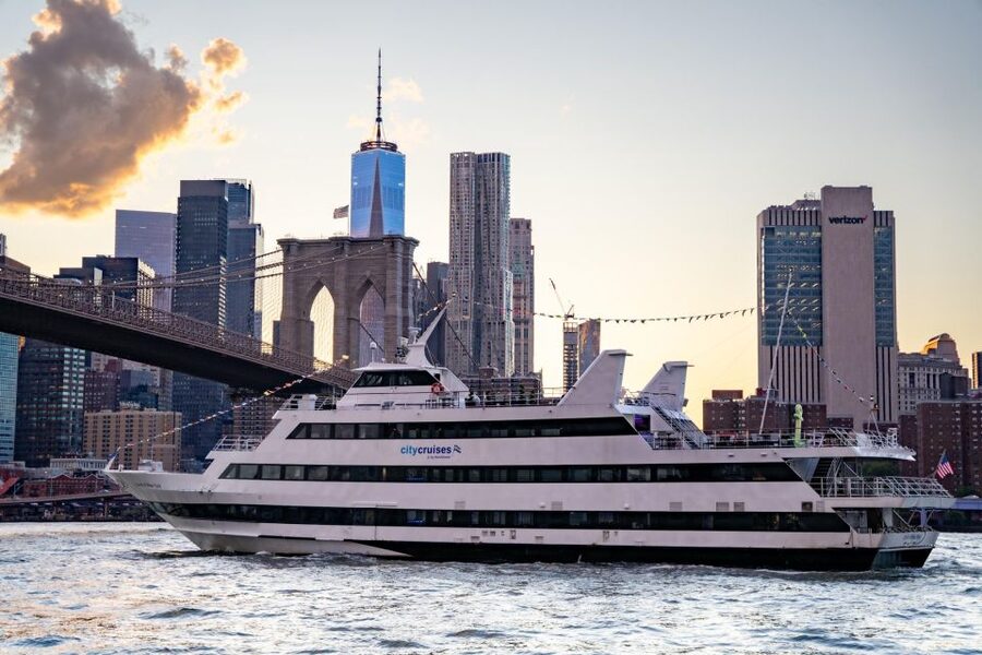 NYC: Christmas Eve Buffet Lunch or Dinner Harbor Cruise - Getting to Pier 61 (Chelsea Piers) and Seating Together