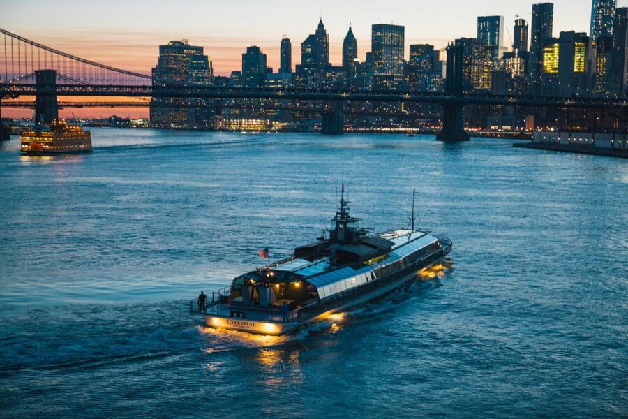 NYC: Christmas Eve Gourmet Brunch or Dinner Harbor Cruise - Alcohol, photos, and the add-ons that can change your budget