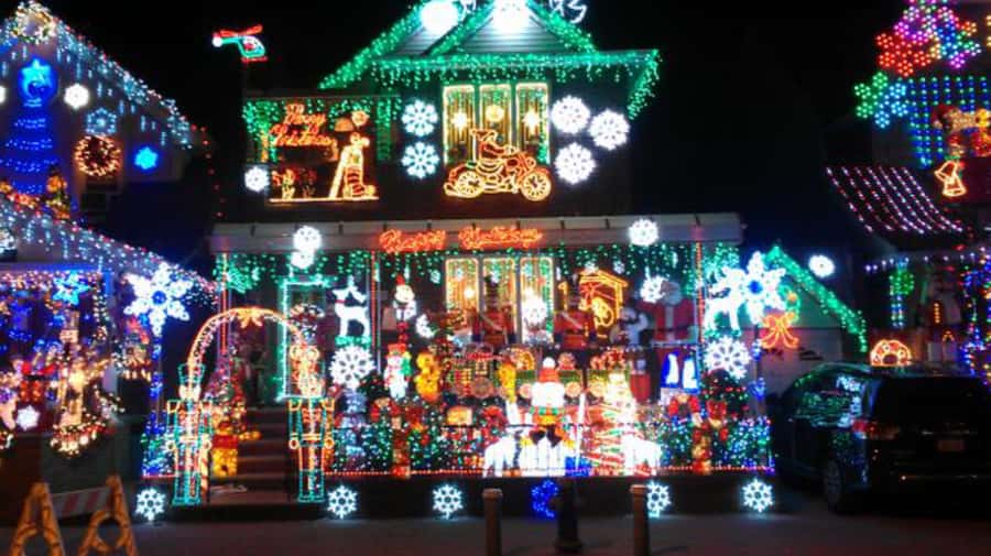 NYC: Christmas Lights Tour and Dyker Heights - Key Things To Know Before You Go
