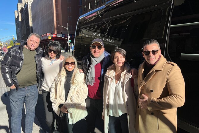 NYC Christmas Lights Tour by Limousine, SUV Or VAN. Dyker Heights - Midtown Pass-By: Rockefeller Center and Saks Fifth Avenue Light Displays