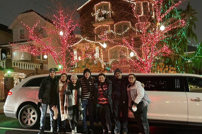 NYC Christmas Lights Tour by Limousine, SUV Or VAN. Dyker Heights - Champagne, Drinks, and the Limo Upgrade Reality Check