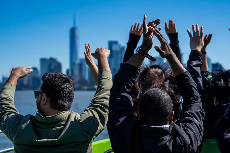 NYC: Circle Line "The Beast" Midtown/Downtown Speedboat Ride - The ride experience: narration, soundtrack, and real crew energy