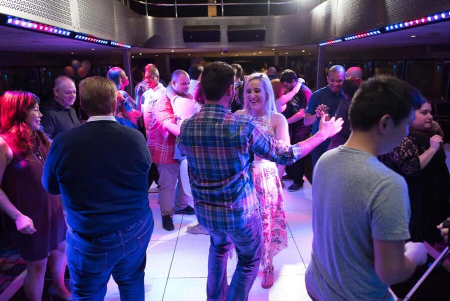 NYC: City Cruises Brunch, Lunch, or Dinner Buffet Cruise - Should You Book City Cruises on the Spirit of New York?