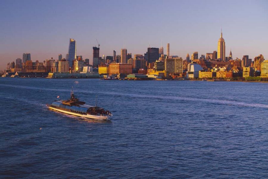 NYC: City Cruises Luxury Brunch, Lunch or Dinner Cruise - All-glass, climate-controlled comfort beats weather in NYC