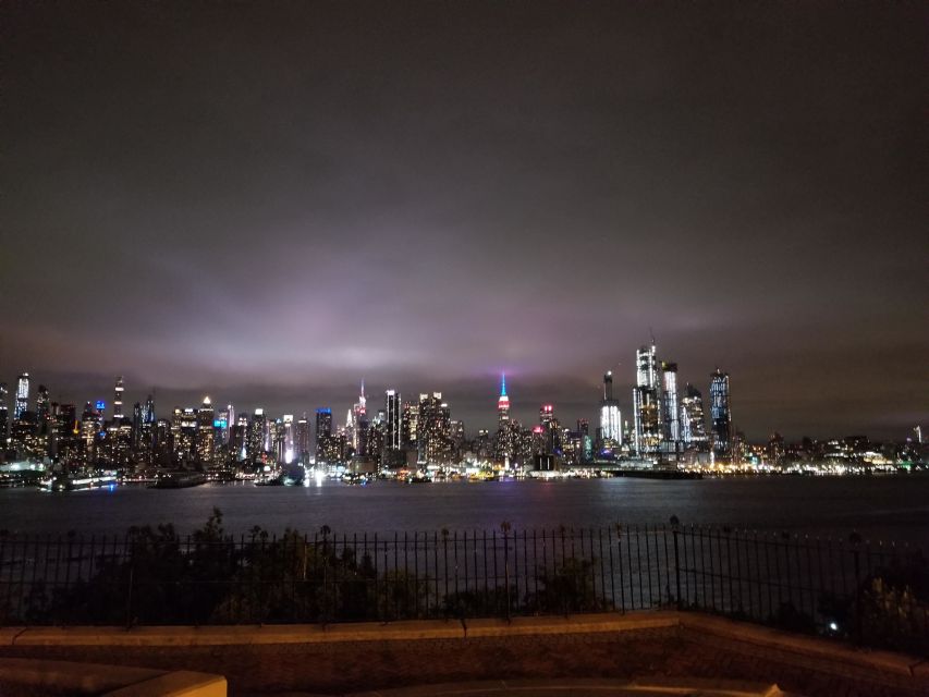 NYC: City Skyline Sightseeing MiniBus Tour at Night - Price and Value: Why $51 Feels Fair (When You Want Skyline Photos)