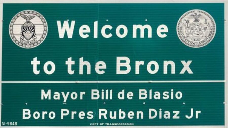 NYC: Contrasts Tour of Harlem, The Bronx, Queens & Brooklyn - The Bronx in photos: Joker stairs, Yankee Stadium, and Grand Concourse