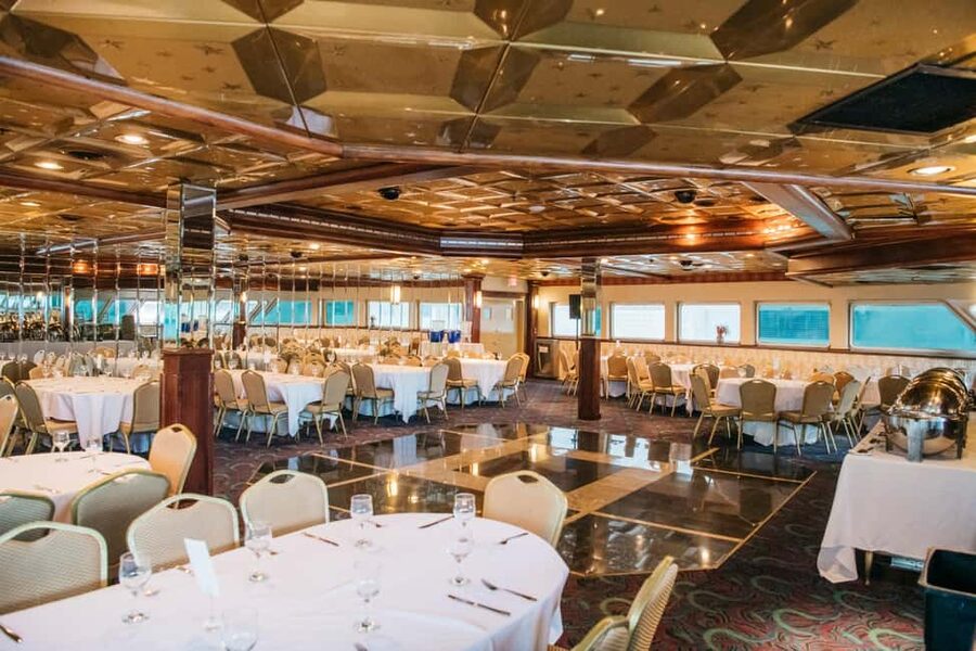 NYC: Cornucopia Majesty New Year's Eve Party Cruise - Fireworks at Midnight: Weather Permitting, and Why the Timing Matters