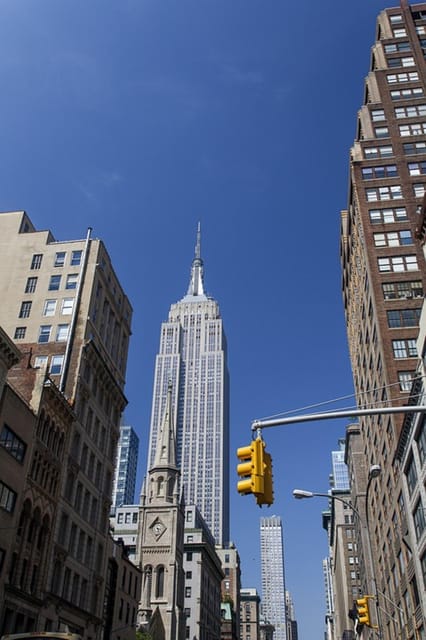 NYC: Eat 4 New York Foods & See 30 Sights Walking Tour - Flatiron to Midtown’s Icons: Quick Photo Stops, Big Payoff