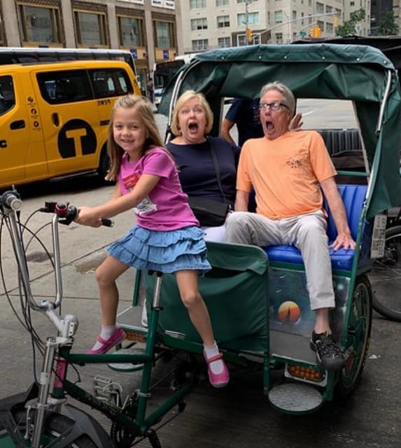 NYC: Elf & Home Alone 2 Locations Central Park Pedicab Tour - Gapstow Bridge stop: a short visit with movie-friendly scenery