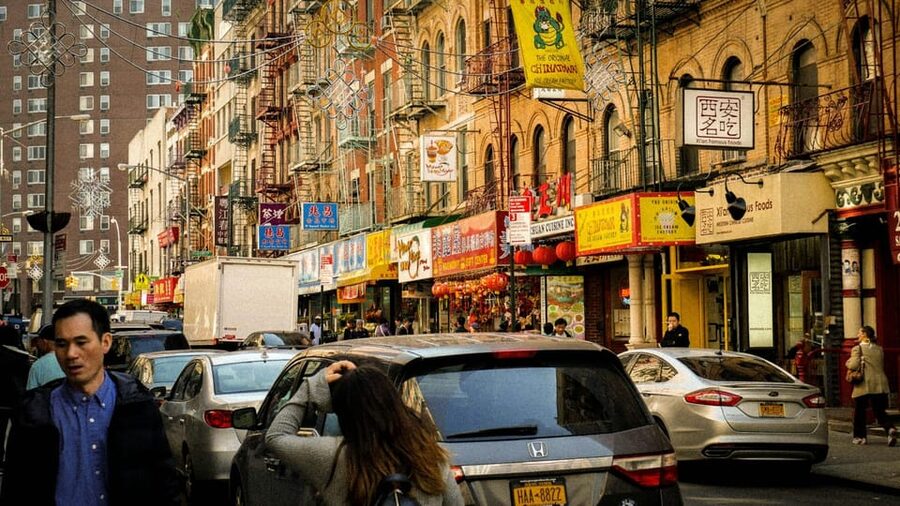 NYC: Empire State Building & Manhattan Walking Tour - Who should book this NYC Empire State combo tour