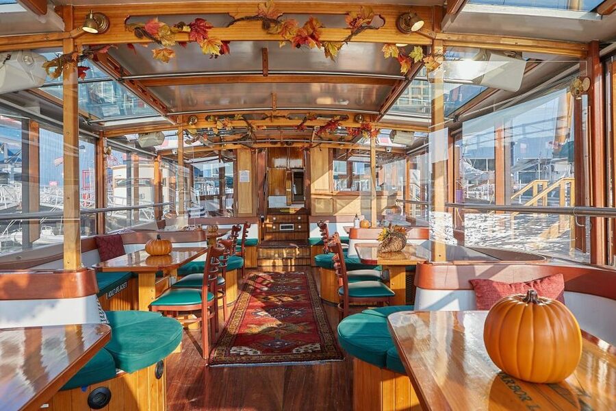NYC: Evening Jazz Cruise on the Yacht Manhattan - Yacht Manhattan at night, 90 minutes of jazz and harbor views