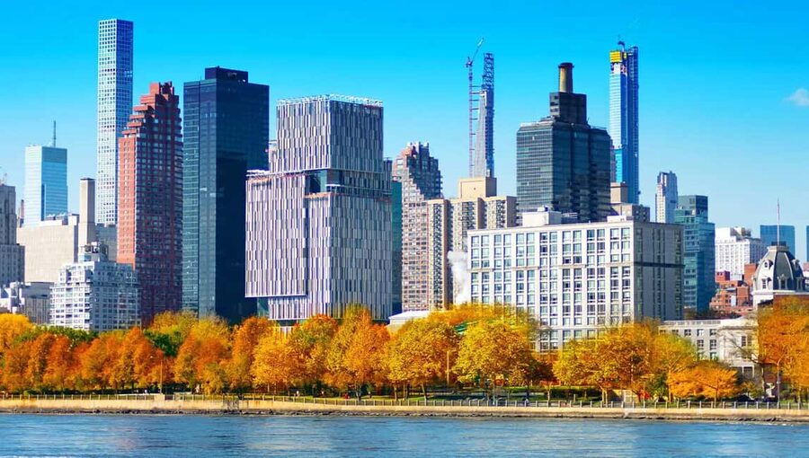 NYC: Fall Foliage Cruise with Live Guide - Met Cloisters, bridge views, and skyline time you can actually use