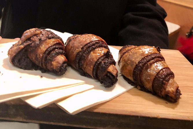 NYC Food Tour: NoMad & Flatiron by Like A Local Tours - Zucker’s Bagels & Smoked Fish: The Reuben Bagel Classic