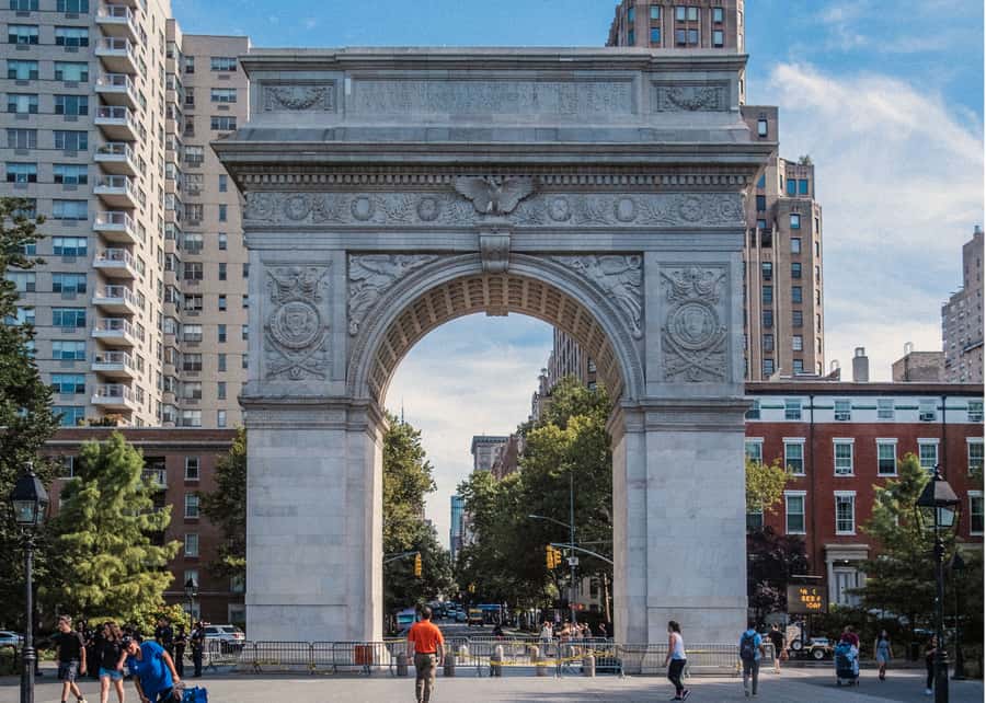 NYC | French guided tour Greenwich Village through Chinatown - Washington Square Arch to Lower Manhattan: how the route hangs together